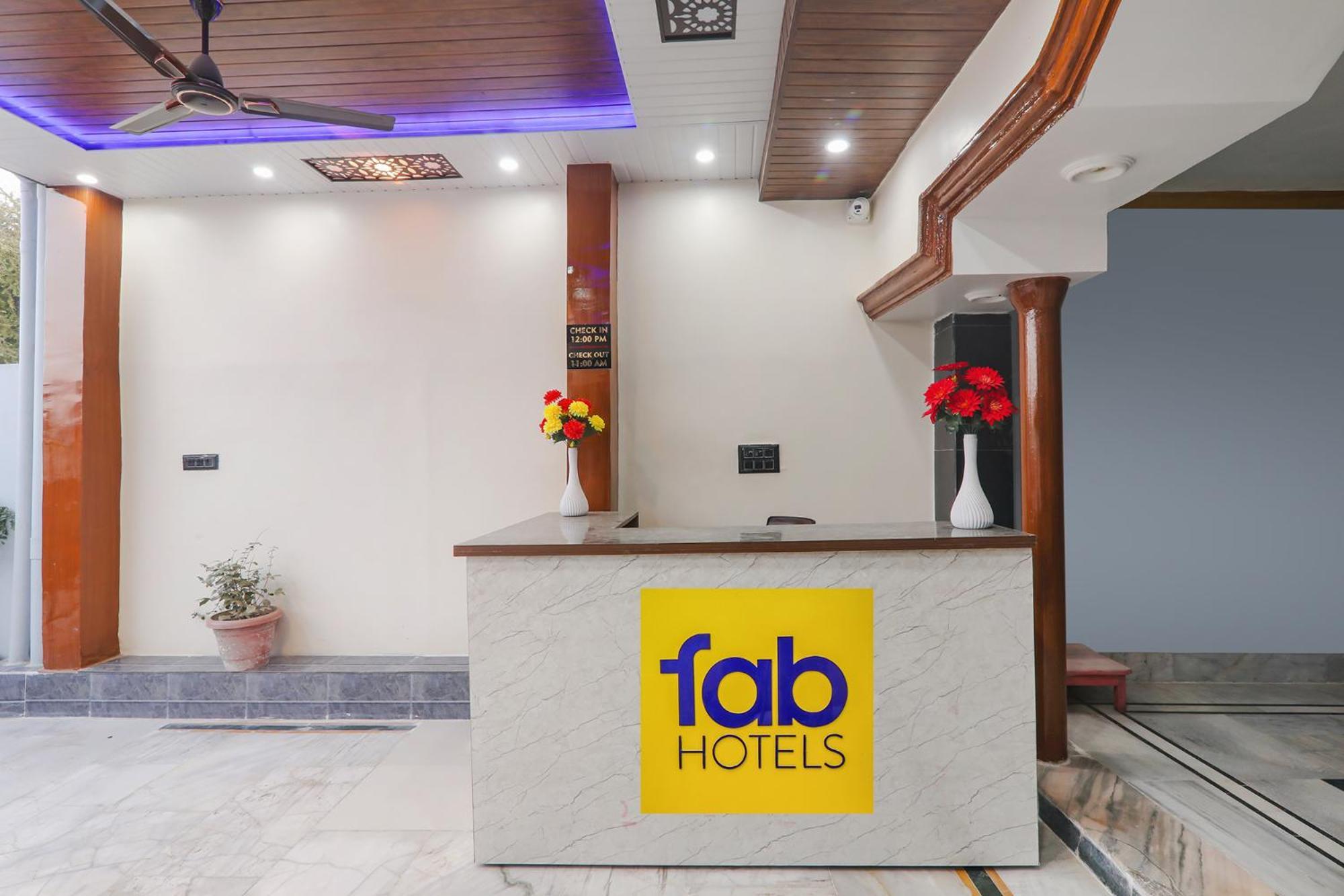 Fabexpress Awadh Inn - 400M From Shri Ram Janam Bhumi Ayodhya Exterior foto