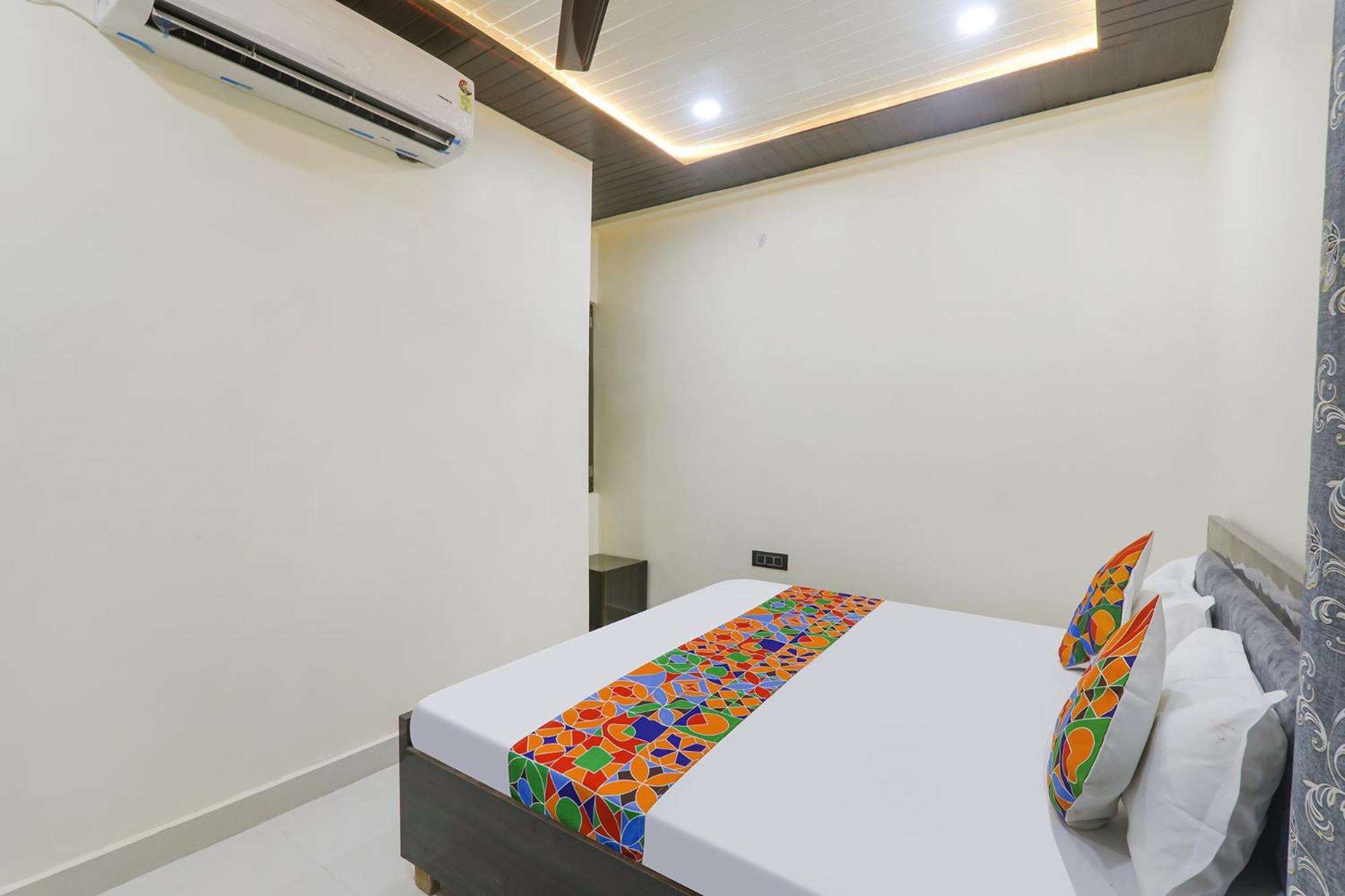 Fabexpress Awadh Inn - 400M From Shri Ram Janam Bhumi Ayodhya Exterior foto
